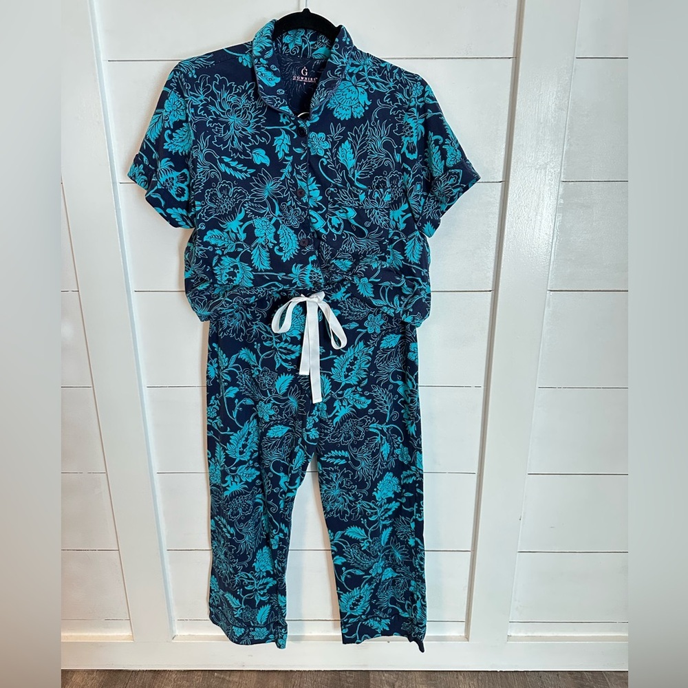 GOWNIES S blue floral Post Surgery recovery woman comfort inside pocket capri PJ